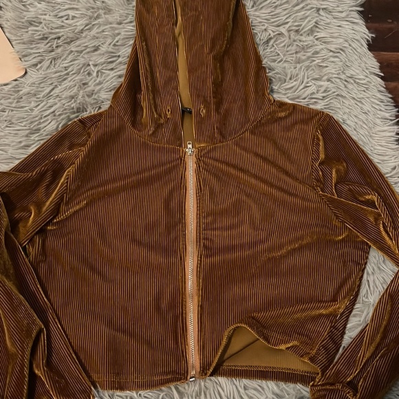 velvet tracksuit - Picture 2 of 2
